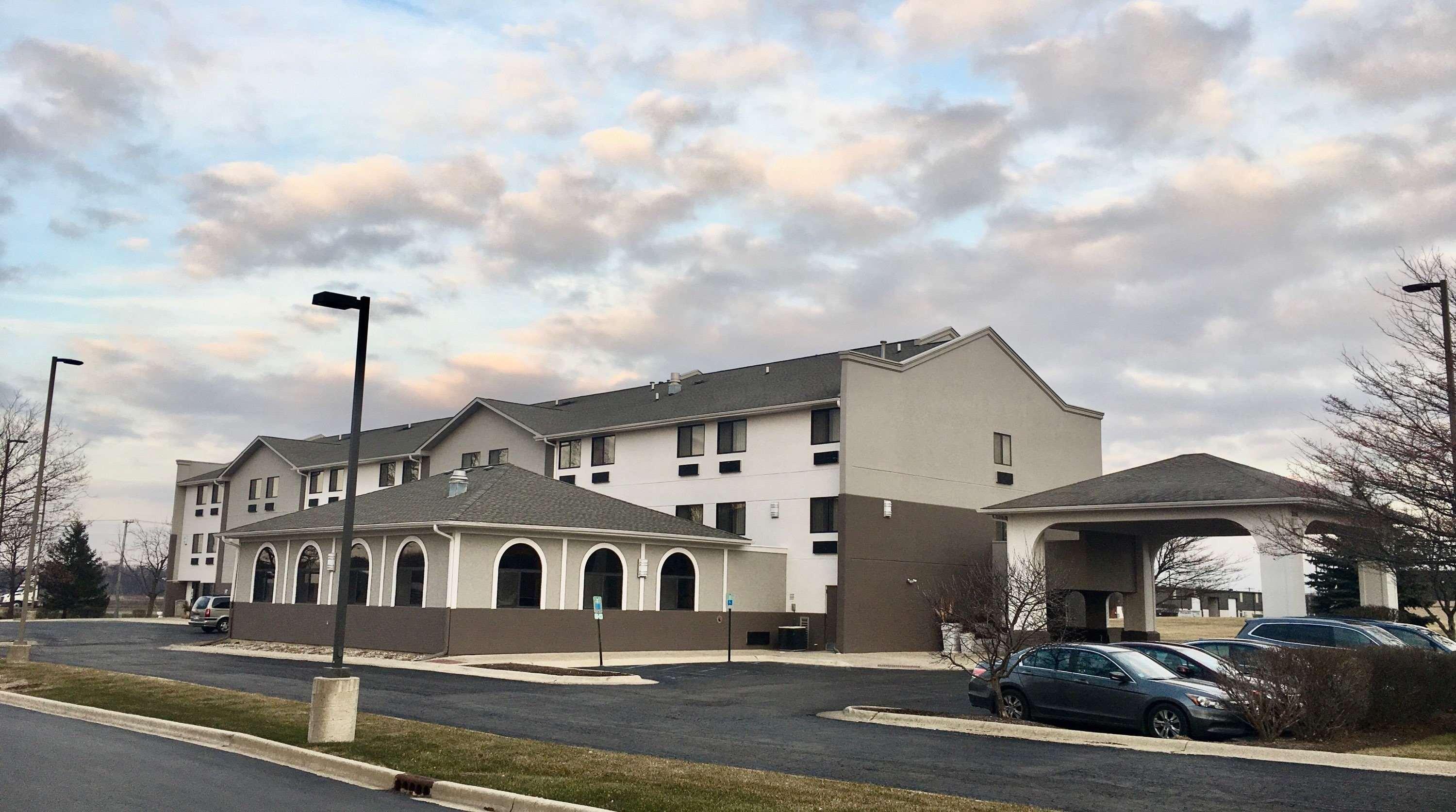 Best Western Oswego Hotel Exterior photo